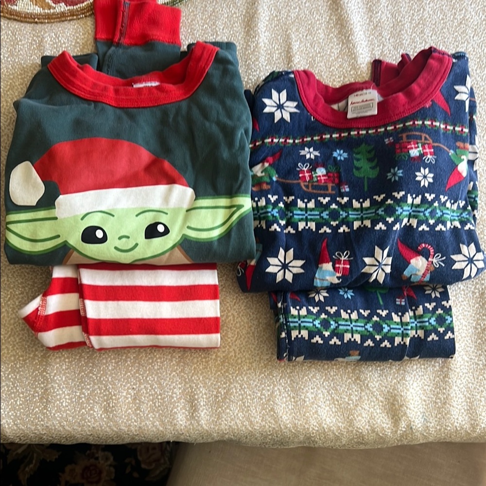 Lot of 2 Hanna Anderson long sleeve PJ set. Size 10 unisex. One is Star Wars